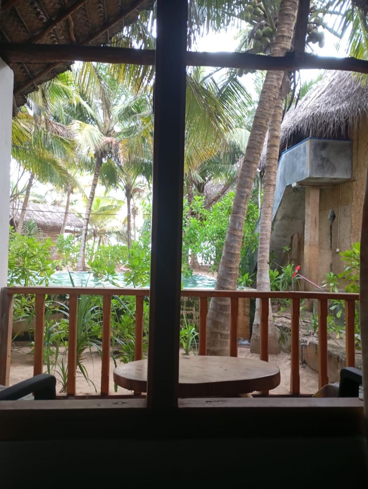 The Alpha Monkey Hotel & Tree House Tangalle Eksteriør bilde